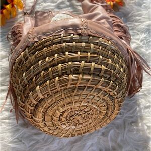 🌺 HP 🌺NWT RARE leather fringe UNIQUE BOHO bag 🌺